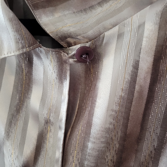 Striped Satiny Soft Button Front Blouse Sz 18 - Picture 3 of 9
